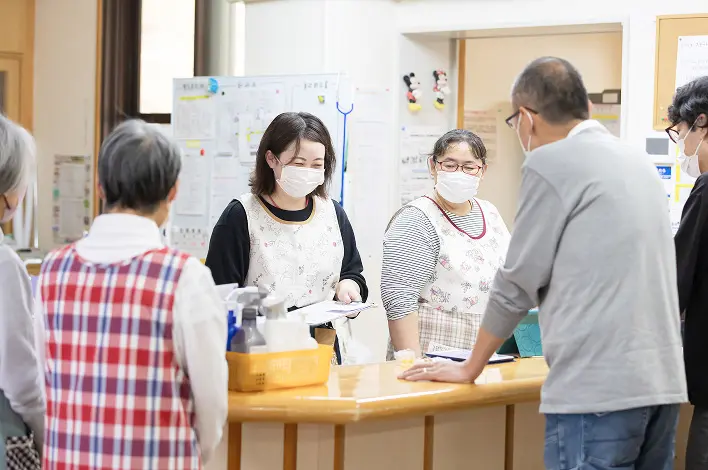 とおの松寿会の様子