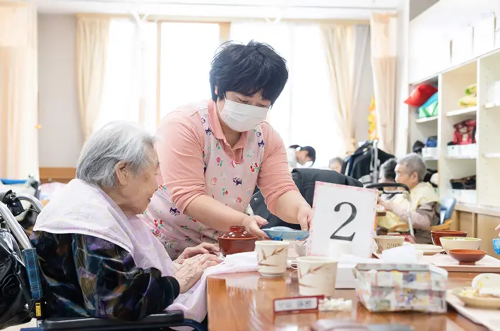 とおの松寿会の様子